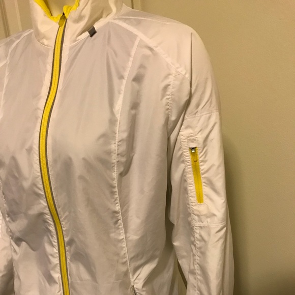 Running jacket - Picture 2 of 7